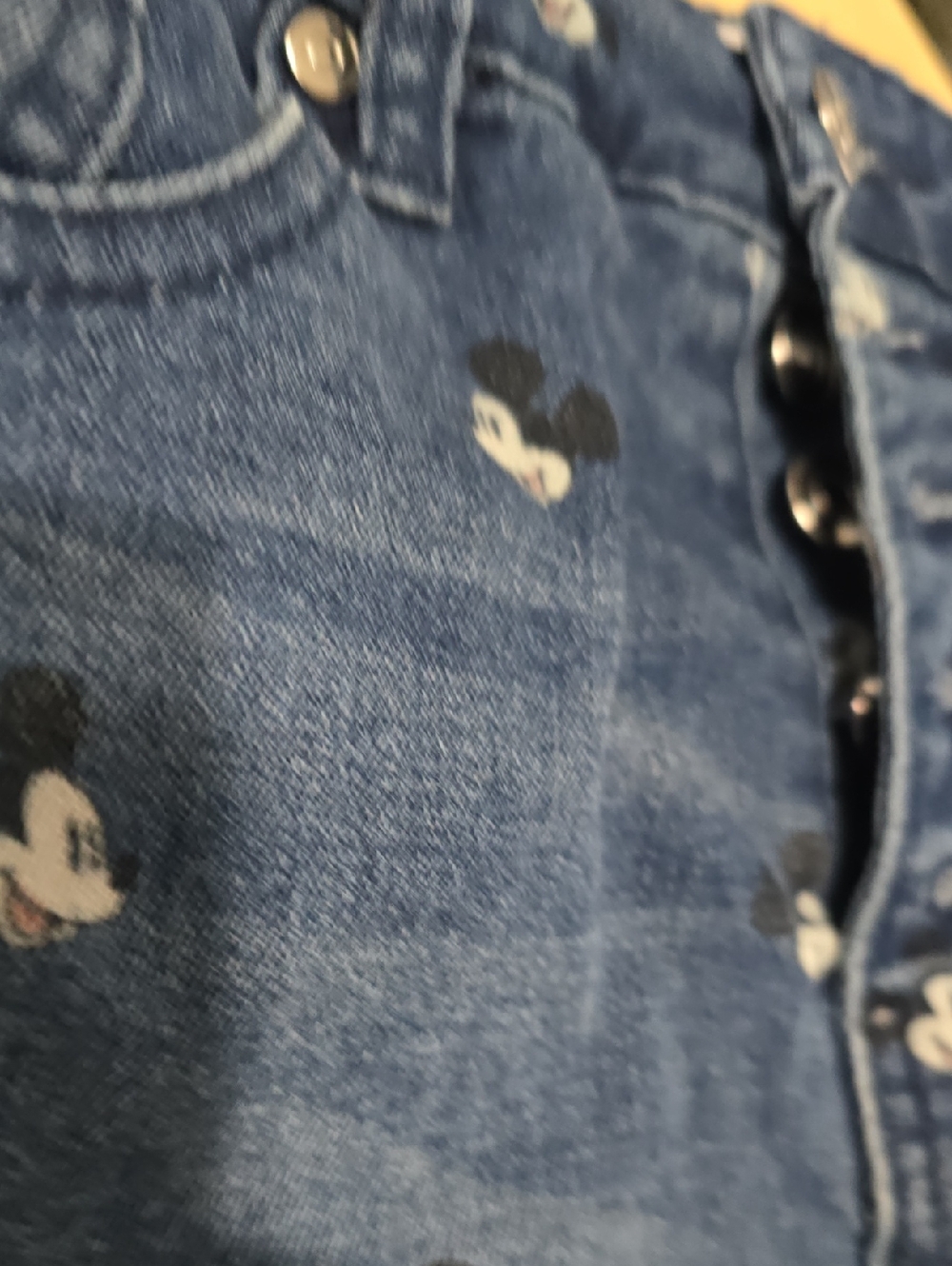 Disney Shorts Womens Size 7 Blue Mickey Print Button-fly Denim Cute - Picture 12 of 12